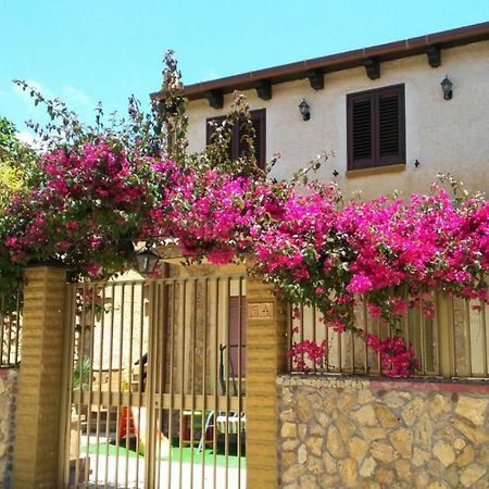 트레 폰타네 Casa Vacanze Mediterraneo 빌라 외부 사진
